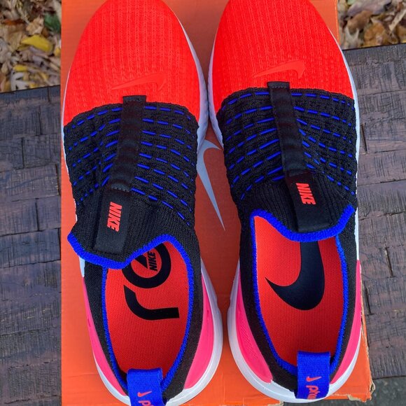 Nike React Phantom Run Flyknit 2 - Picture 2 of 4